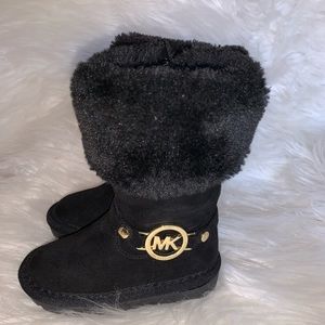 Black faux fur Michael Kors y’all boots for baby